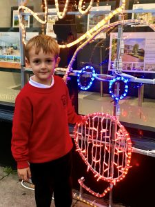 Child with winning light design